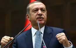 Thổ Nhĩ Kỳ bắt giữ thêm hàng chục cảnh sát bị tình nghi nghe lén điện thoại