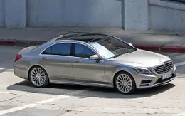 Bắt gặp Mercedes S-Class 2014 thong dong dạo phố