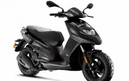 Piaggio Typhoon 125: Cá tính nhưng vẫn tiện dụng