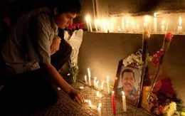 Người dân Venezuela khóc thương Tổng thống Chavez