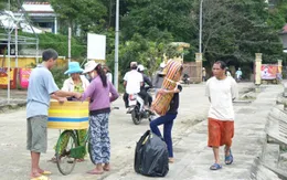 100% hộ dân Cù Lao Chàm được cấp thẻ BHYT