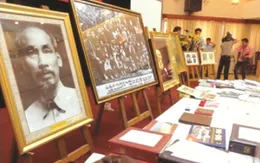 Huế: Tiếp nhận tư liệu về Chủ tịch Hồ Chí Minh