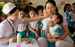 1/6, tất cả trẻ được bổ sung vi chất dinh dưỡng