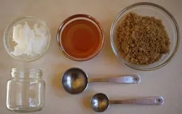 Mẹo giữ môi mềm từ đường