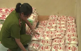 Phá đường dây “phù phép” bột ngọt Trung Quốc thành hàng xịn