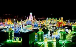 Lễ hội băng đăng lộng lẫy ở Trung Quốc