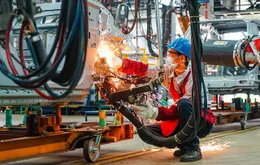 Quyết tâm phấn đấu tăng trưởng kinh tế năm 2025 đạt 8,3 - 8,5%