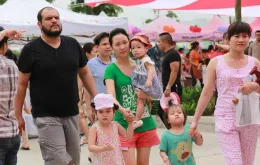 Đảm bảo an toàn thực phẩm và chăm sóc trẻ khi vui chơi ngoài trời