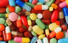 Cảnh báo nguy hiểm do tự ý mua thuốc điều trị