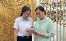 Phụ huynh học sinh hồ hởi chờ được miễn học phí, con được học 2 buổi/ngày