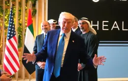 Ông Trump ngừng đàm phán thuế quan, gửi thư áp mức thuế mới với 150 nước