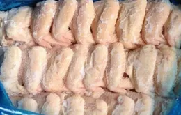Việt Nam chi 200 - 300 triệu USD mỗi năm nhập gà đông lạnh