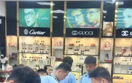 Thu giữ lô kính mắt giả mạo nhãn hiệu nổi tiếng, trị giá hàng trăm triệu đồng