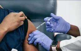 Mỹ khuyến nghị cập nhật vaccine nhắm vào các chủng COVID-19 mới