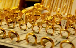 Giá vàng 16/6: SJC chạm mốc 120 triệu đồng/lượng