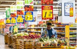 Tiêu dùng Trung Quốc bật tăng: Động lực dài hạn hay ngắn hạn?