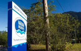 Thụy Sĩ phạt Nestlé Waters hơn 600.000 USD vì dán nhãn gây hiểu lầm