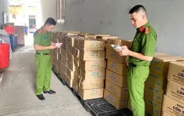 Triệt phá đường dây sản xuất, buôn bán cồn y tế giả quy mô lớn