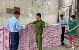 Hà Nội: Phát hiện và tạm giữ hơn 250 kg trái cây nhập lậu tại phường Hồng Hà