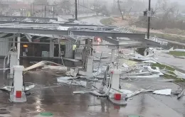 Kinh tế toàn cầu thiệt hại 220 tỷ USD vì thiên tai