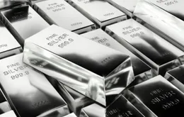 Dòng tiền đổ mạnh vào kim loại quý, giá bạc áp sát 93 USD/ounce