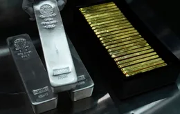 Giá bạc bứt phá mạnh khi tăng 63% so với đầu năm