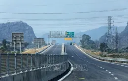 5 tuyến cao tốc phía Đông chuẩn bị thu phí điện tử không dừng