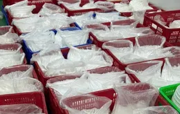 Vén màn “công xưởng kem trộn” mỹ phẩm giả ở TP Hồ Chí Minh