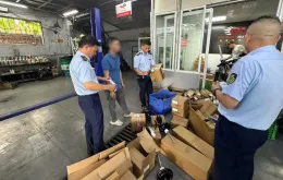 Phát hiện hơn 800 phụ tùng ô tô nghi bị giả mạo nhãn hiệu