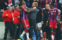 Jerome Boateng "phá bĩnh" người hùng Joe Hart bằng siêu phẩm ở phút 90