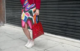 Những kiểu túi xách cực "độc" ở Tuần lễ Thời trang London