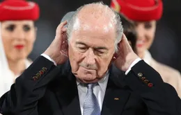 Sepp Blatter chối bỏ trách nhiệm trong vụ bê bối của FIFA