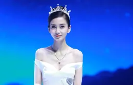 Ngỡ ngàng với vẻ đẹp như tiên giáng trần của Angelababy