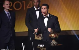 Giành bóng vàng, C.Ronaldo được siêu cò Mendes "tâng lên mây"