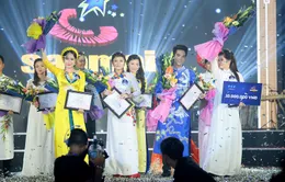 Cạnh tranh khốc liệt trong đêm Chung kết Sao mai 2015 dòng nhạc dân gian