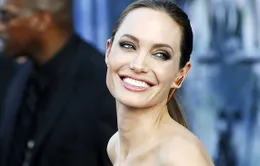 Sự thật sau quyết định cắt buồng trứng của Angelina Jolie