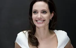 Angelina Jolie vào top 10 phụ nữ quyền lực nhất thế giới