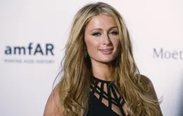 Paris Hilton không cần dao kéo vì đã quá hoàn hảo