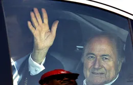 Ứng viên Chủ tịch FIFA hả hê khi Sepp Blatter từ chức