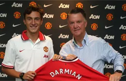 Man Utd chính thức ra mắt tân binh Darmian