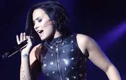 Demi Lovato gây ‘bão’ với bản cover Hello