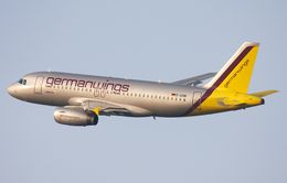 Hai máy bay của hãng Germanwings phải hạ cánh khẩn cấp