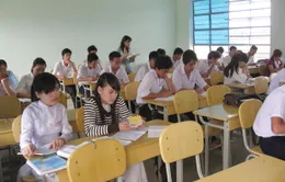 Đà Nẵng chống lạm thu trong trường học