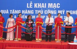 Hơn 200 doanh nghiệp tham gia Hội chợ hàng thủ công mỹ nghệ Hà Nội 2015