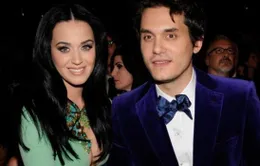 Katy Perry vui vẻ tiệc tùng bên John Mayer