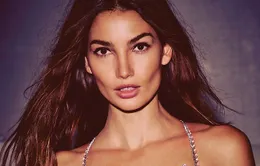 Victoria’s Secret Fashion Show 2015: Lily Aldridge mặc nội y 2 triệu USD