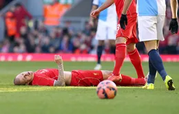 Cận cảnh chấn thương kinh hoàng của Skrtel và Mattiello