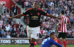 ĐHTB vòng 6 Premier League: Sao sáng Martial