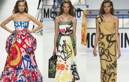 Moschino ra mắt BST váy mang phong cách Graffiti