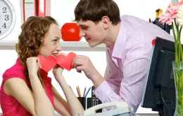 Yêu đồng nghiệp - Nên hay không?